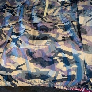 Men’s quarter zip champion thin pull over windbreaker